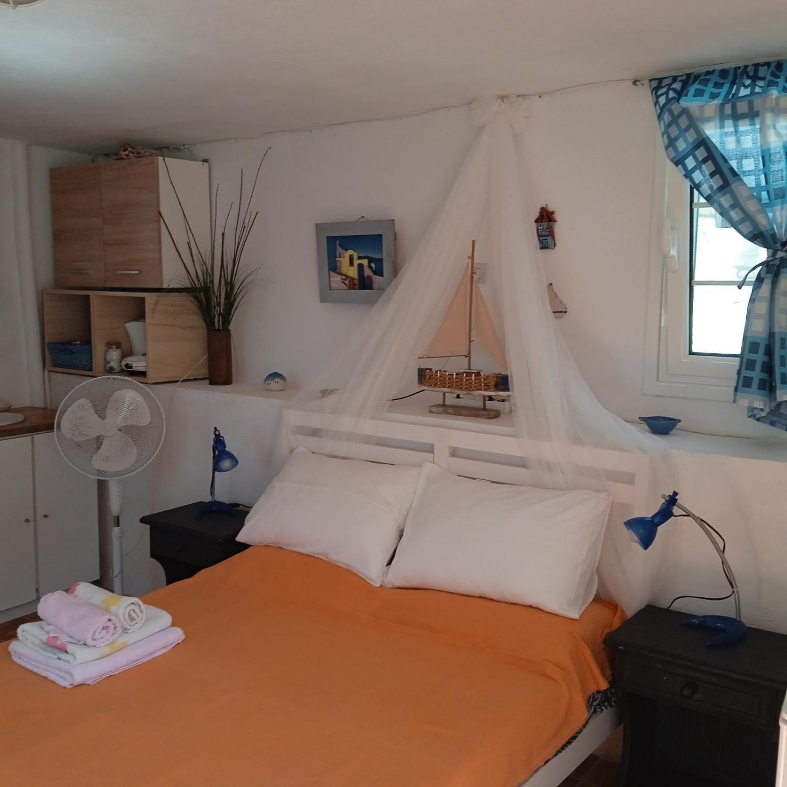 Cosy Studio In Allopronoia Sikinos Alopronia Ngoại thất bức ảnh